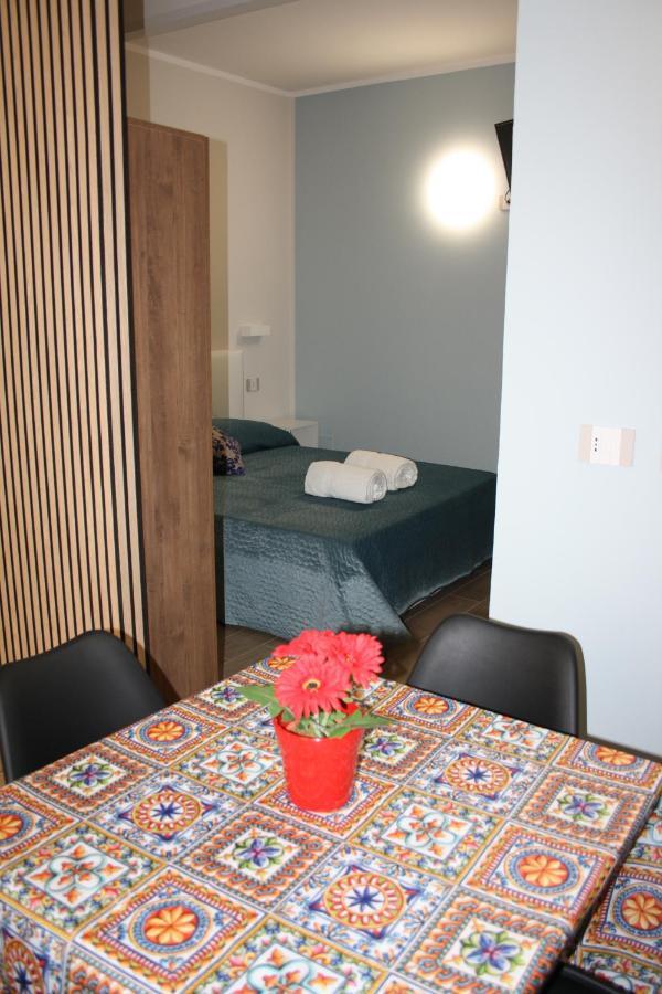 Due Cappuccini Apartment Palermo Luaran gambar