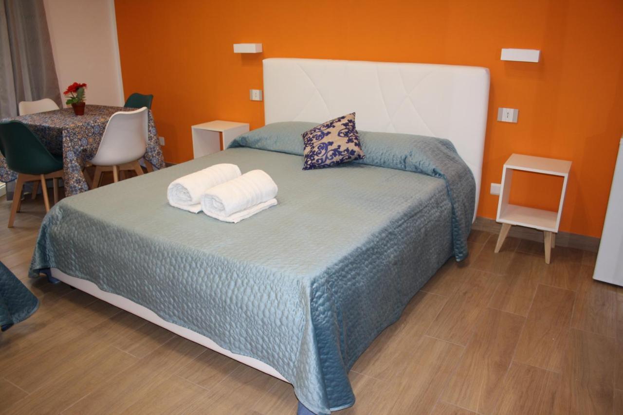 Due Cappuccini Apartment Palermo Luaran gambar